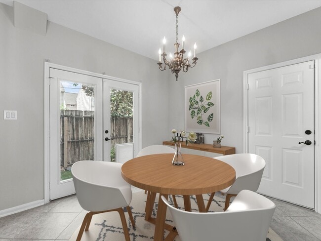 Building Photo - 2234 Naomi St