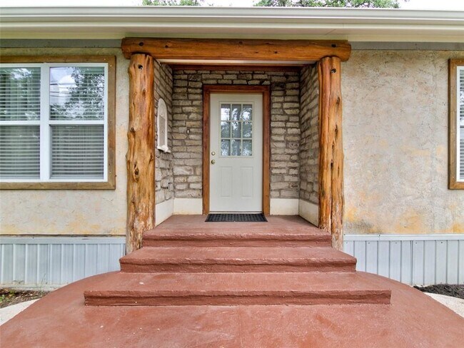 Building Photo - 1600 San Juan Dr