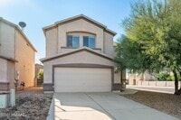 Building Photo - 3776 E Felix Blvd