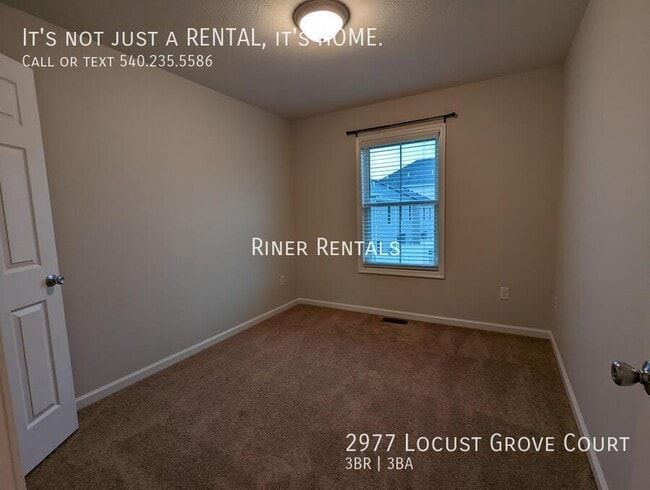 Building Photo - 2977 Locust Grv Ct