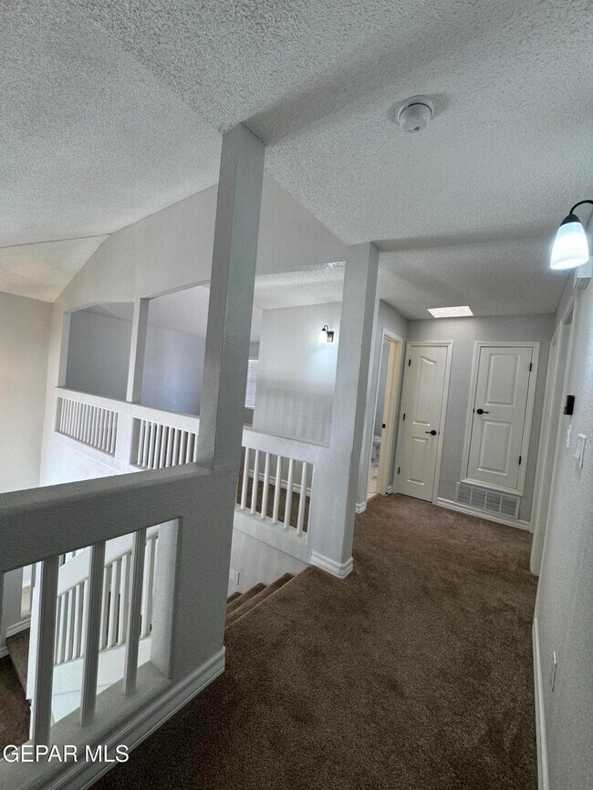 Building Photo - 485 Jeweled Mesa Ct