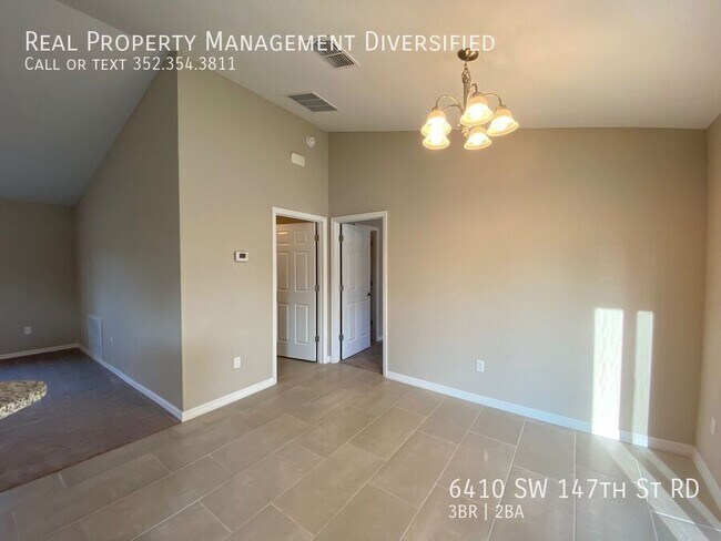 Building Photo - 6410 SW 147th St Rd