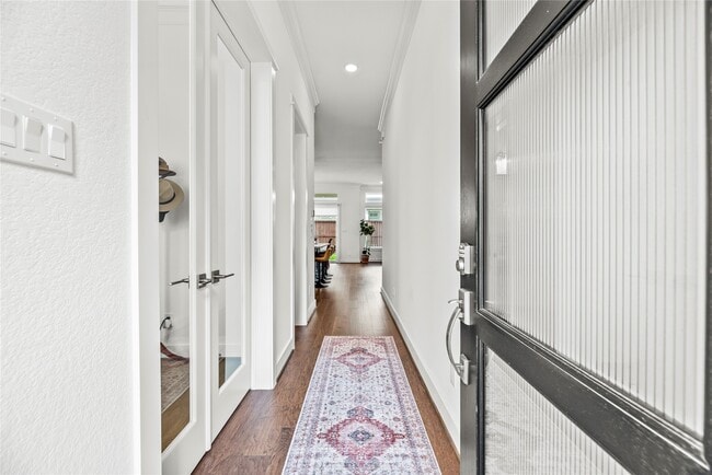 Building Photo - 3503 Kensington Gdns Ln