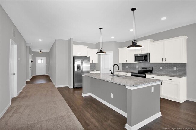 Building Photo - 2346 Spinning Wheel Rd