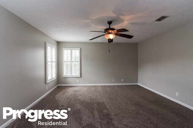 Building Photo - 104 Stirrup Ct