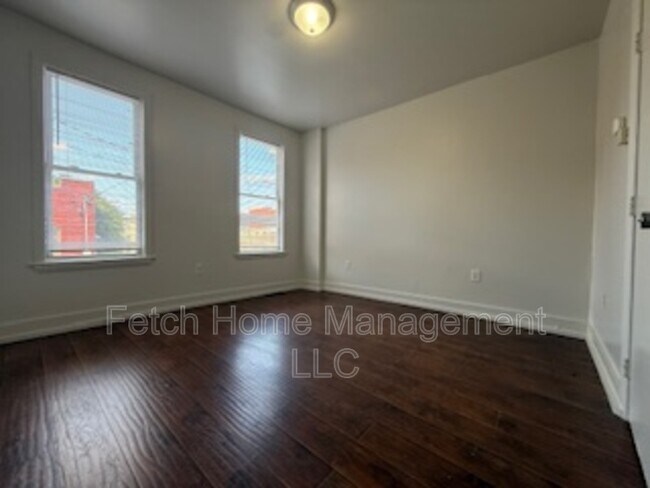 Building Photo - 230 W Mifflin St