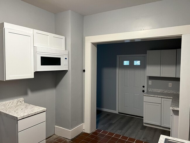 Building Photo - 328 Boyd Ave