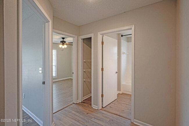 Building Photo - 7728 Pikes Peak Dr
