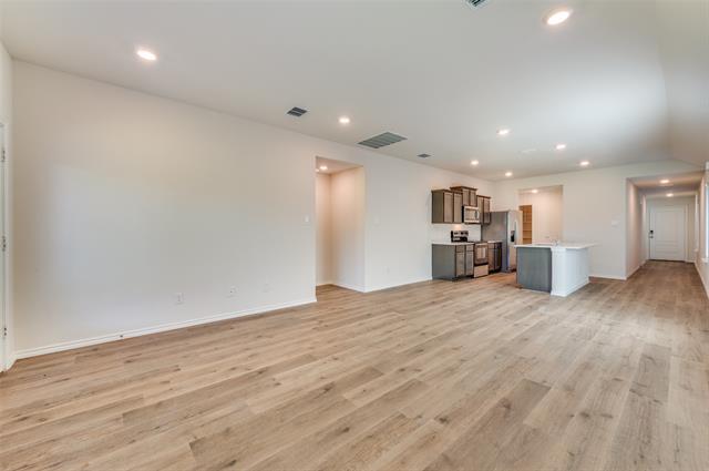Building Photo - 563 Minnie Ln