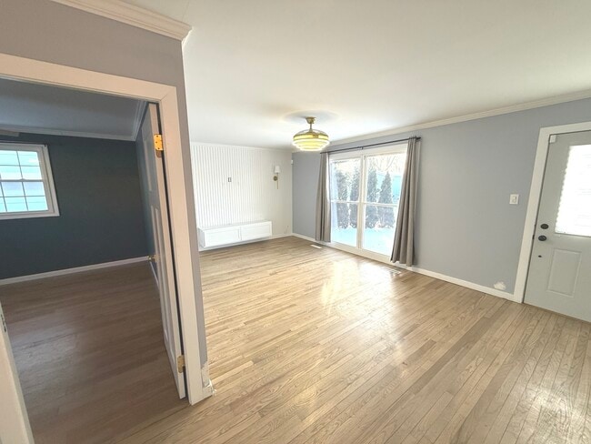 Building Photo - 2106 Tepee Ave