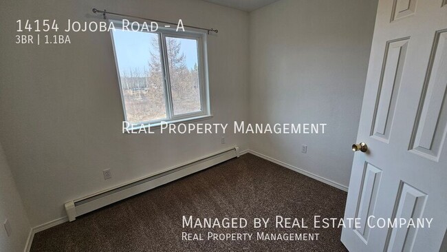 Building Photo - 14154 Jojoba Dr