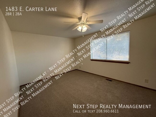 Building Photo - 1483 E Carter Ln