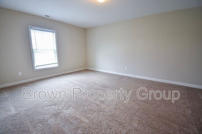 Building Photo - 23 Kirby Smith Cir
