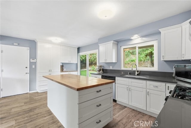 Building Photo - 5500 Blanco Ave