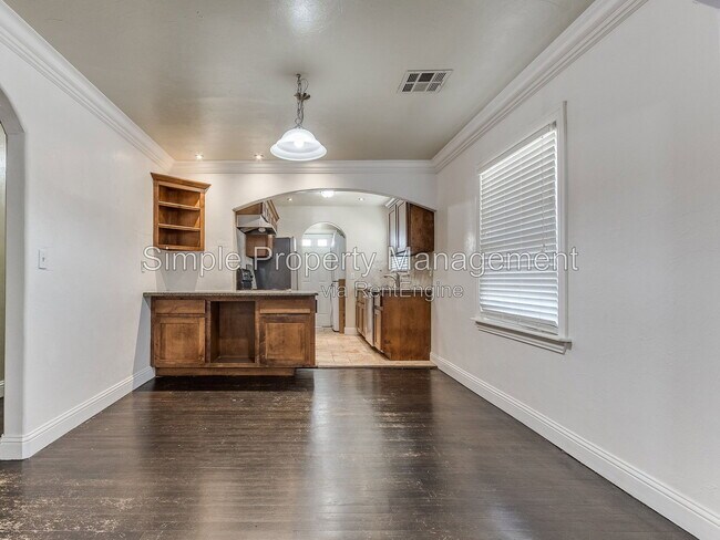 Building Photo - 2640 NW 33rd St