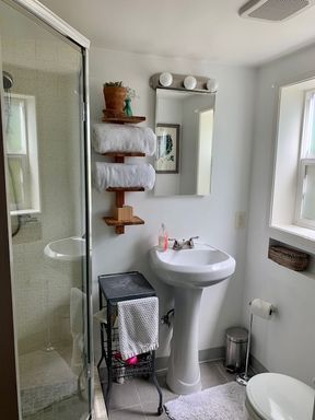 Building Photo - Spacious 4 Bedroom Magnolia Home Available June 12th