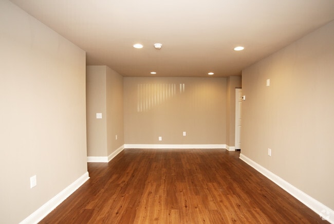 Interior Photo - Prescott Square