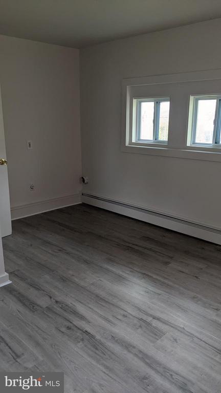 Building Photo - 18 Strode Ave