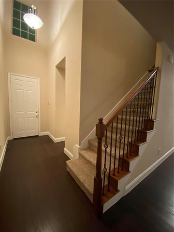 Building Photo - 2565 Jackson Dr