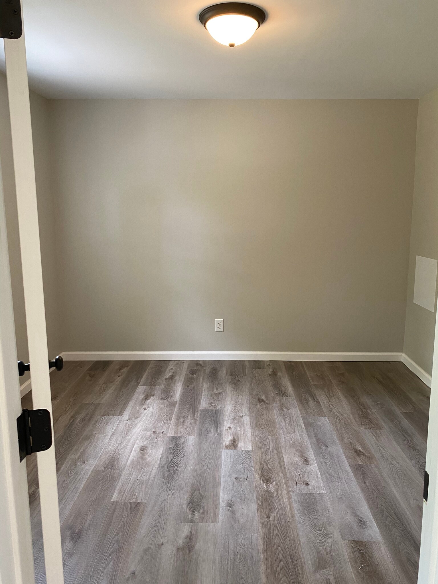 Bedroom 1 - 41 Roberts Ave