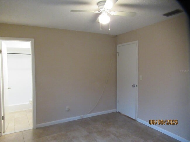 Building Photo - 2506 Mary Sue St