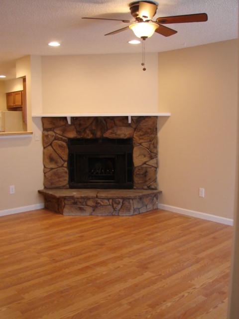 Building Photo - 7616 Lexington Manor Dr