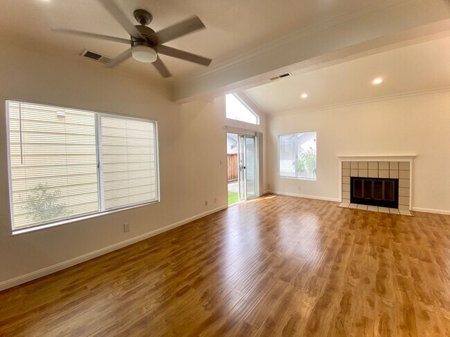 Building Photo - Modern 3BR Home in Nantucket Cove with Dual Suites & Prime Commuter Access