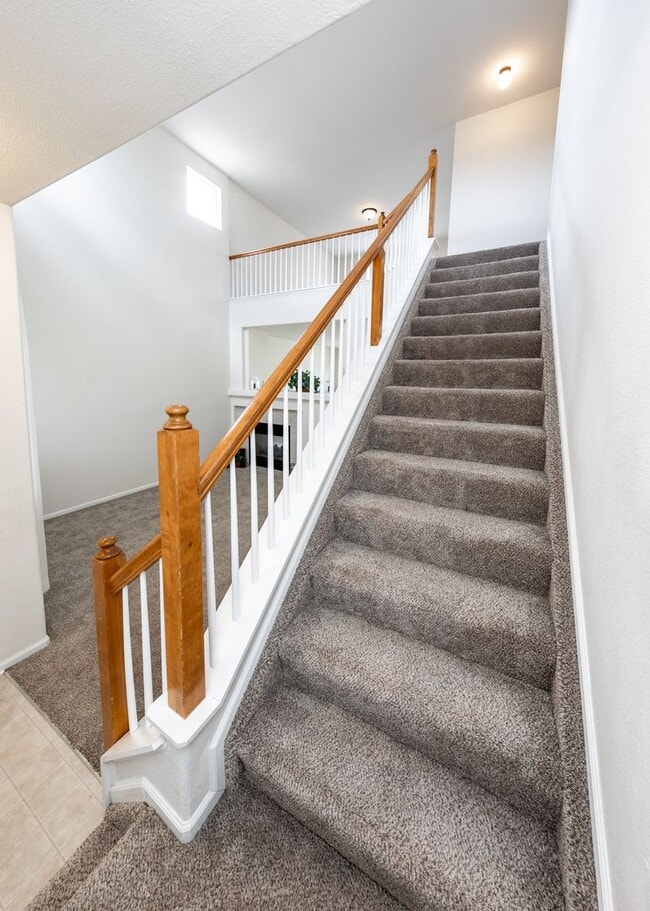 Building Photo - Lovely Home on East Side Near Military bas...