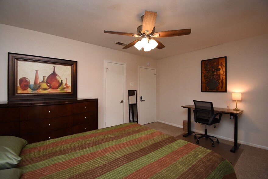 Building Photo - 7907 Aleta Dr