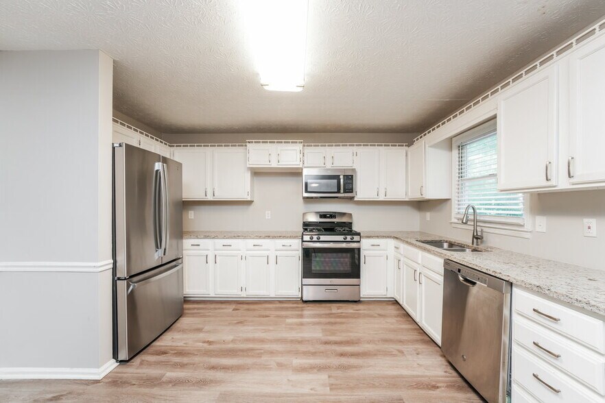 Building Photo - 3312 Glynn Mill Dr