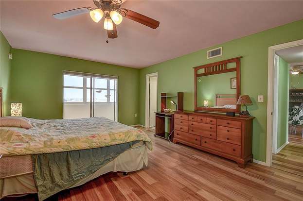 Building Photo - 4775 Cove Cir
