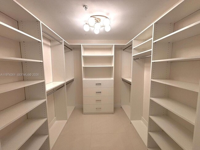 Building Photo - 17301 Biscayne Blvd