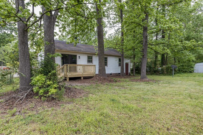Building Photo - 8221 Rocky Ct