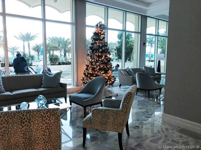 Building Photo - 2501 S Ocean Dr