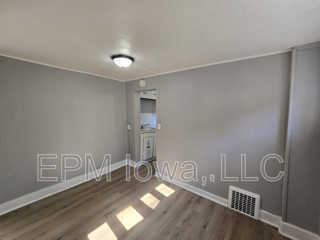 Building Photo - 1703 Lafayette St