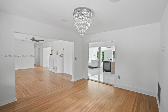 Building Photo - 1436 Mantua Ave