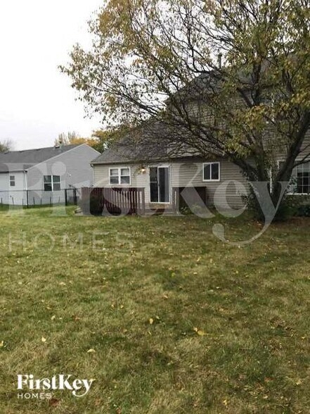 Building Photo - 990 Chelsea Ln