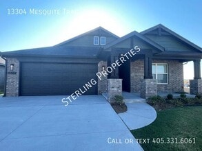 Building Photo - 13304 Mesquite Trl