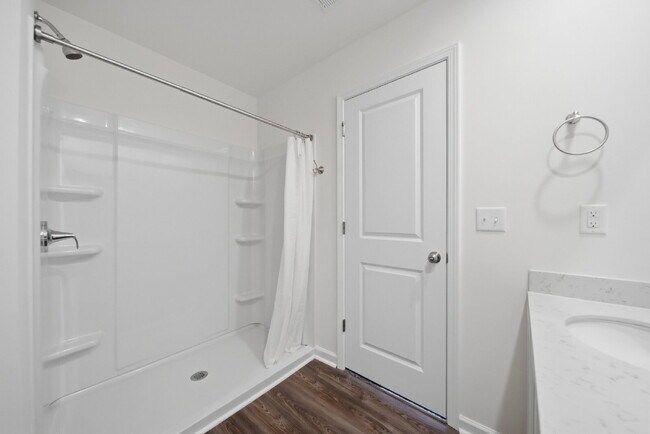 Building Photo - Modern Comfort in a Peaceful Newton Community This newly built 3-bed, 2.5-bath townhome blends mo...
