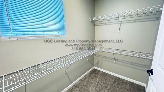 Building Photo - Special Offer at Baltimore Townhomes - One Month Free Rent!