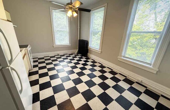 Building Photo - 2215 Ohio Ave