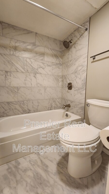 Building Photo - 9725 E Harvard Ave