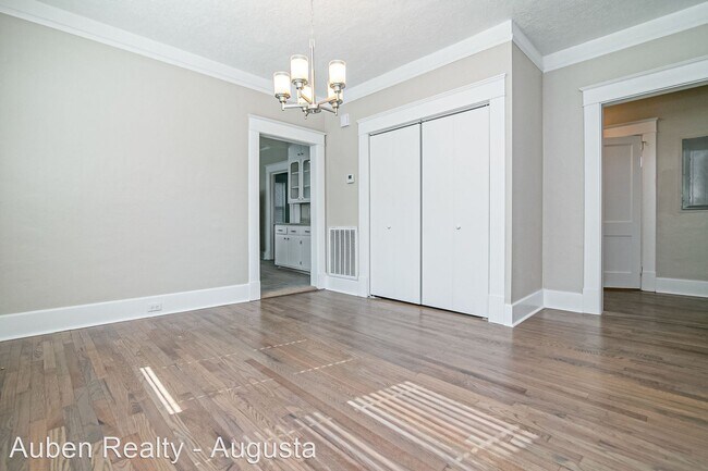 Building Photo - 3 br, 2 bath House - 1313 Merry Street