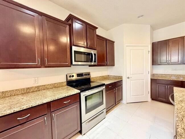 Building Photo - 31591 Tansy Bnd