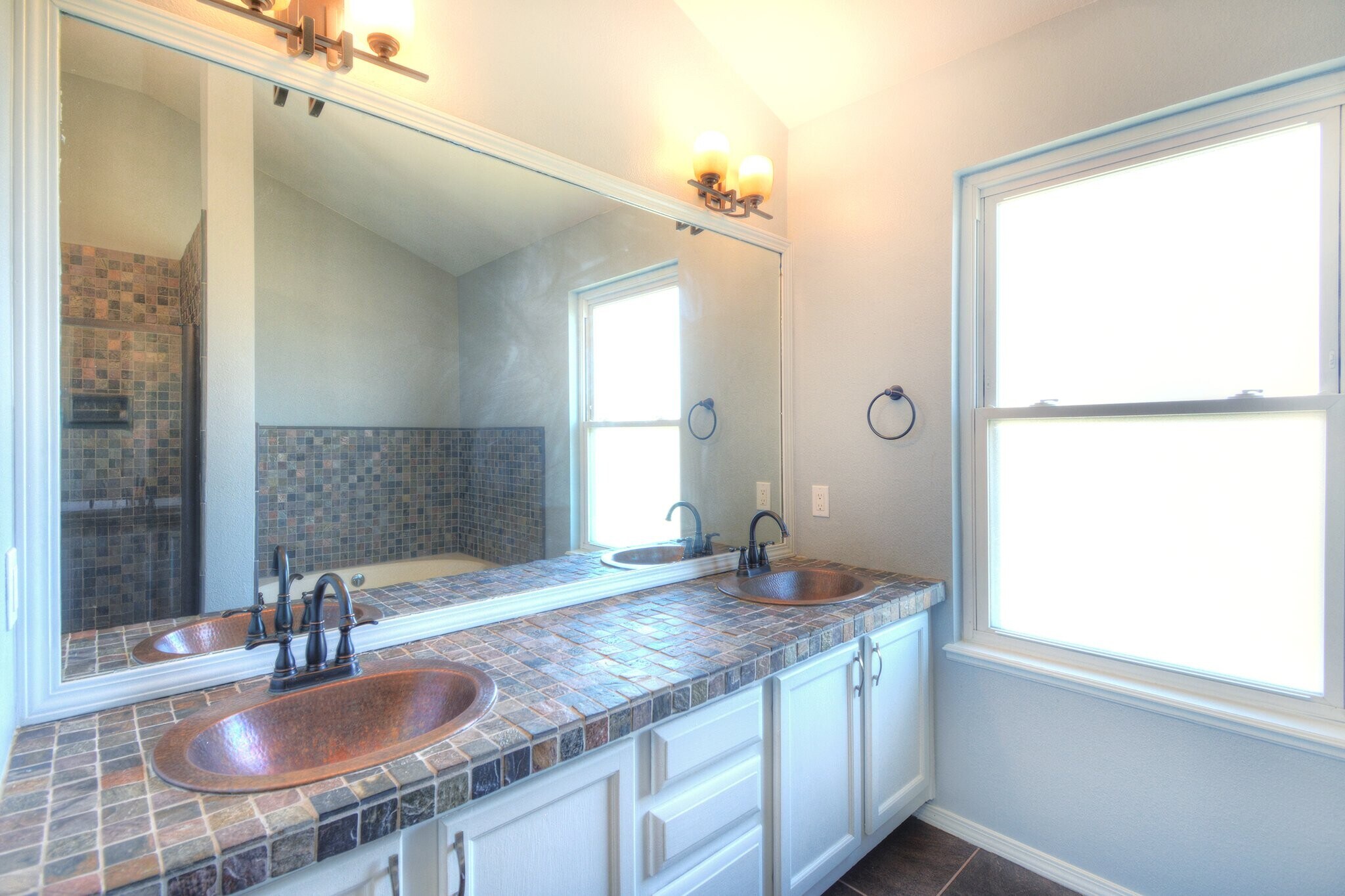 Building Photo - 1276 Canoe Creek Dr N