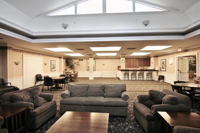 Building Photo - 59 Courtland Ave