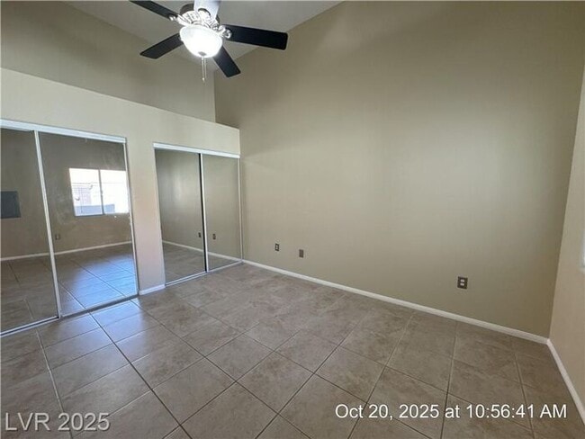 Building Photo - MISSION RIDGE SECOND-FLOOR CONDO!!