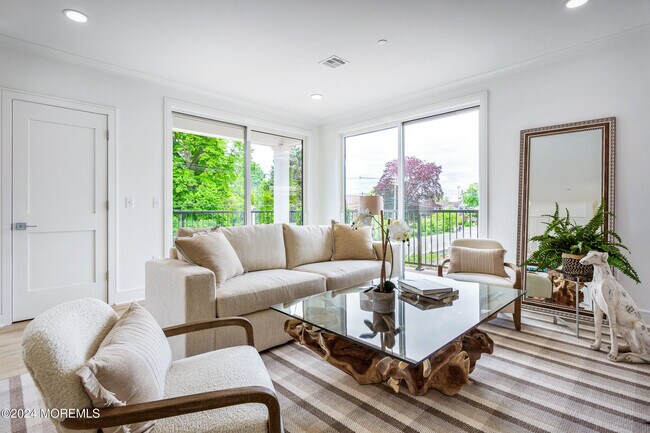 Building Photo - 298 Westwood Ave