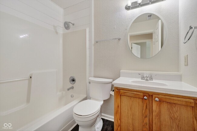 Building Photo - 6626 Crossbridge Dr