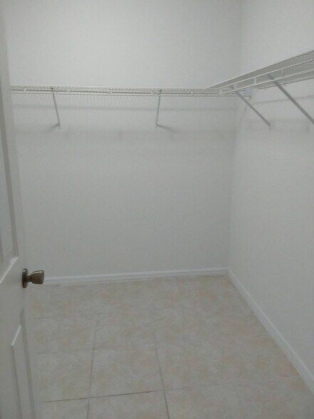 Building Photo - 87 Braddock Ln